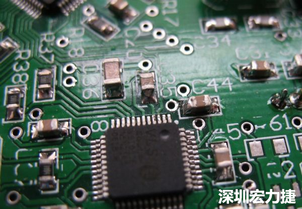 音訊電路訊號品質，是影響操作體驗的關鍵，電路布局要特別注意。